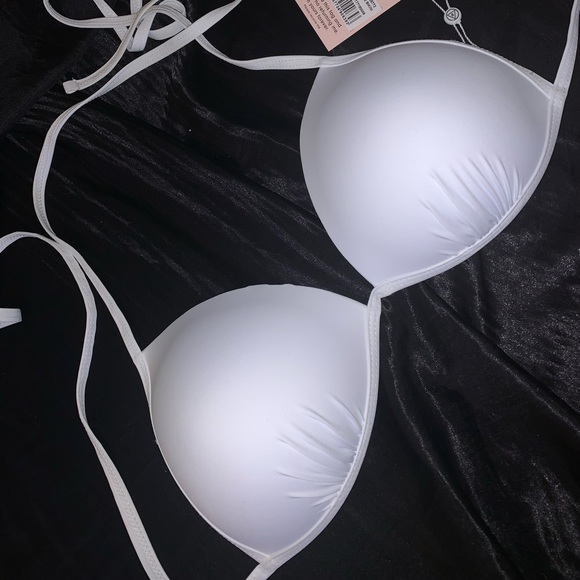 Bikini top - Picture 1 of 3